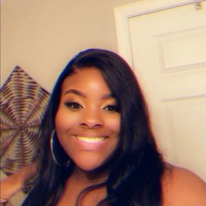 Meet your Posher, Khayla